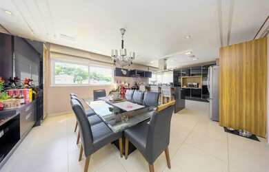 Imagem 8: EXCELENTE CASA EM CONDOMÍNIO COM 3 SUÍTES E 4 VAGAS NO CAMPO COMPRIDO