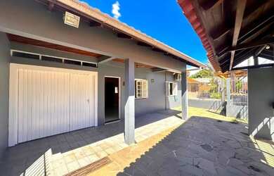 Imagem: Casa com 3 dormitórios para alugar, 134 m² por R$ 3.643/mês