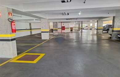 Imagem 2: Apartamento de quarto e sala, todo mobiliado com vaga de garagem no Centro...