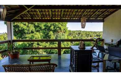 Imagem: A casa em condomínio possui 4 Dormitórios, 4 Banheiros, 4