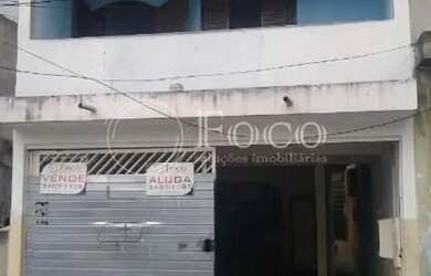 Imagem: A casa possui 3 Dormitórios, 4 Banheiros, 3 Vagas na garagem