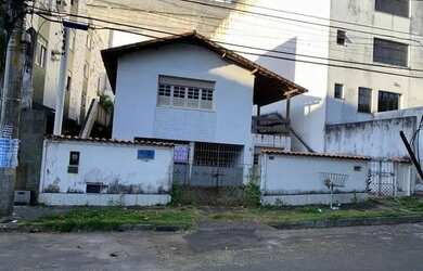 Imagem 14: Imóvel Comercial no Rio Vermelho: 3 Quartos, 1 Sala, 3 Banheiros, 6 Vagas e 220m² - Venda