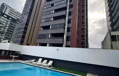 Imagem: O apartamento possui 4 Dormitórios, 1 Banheiro, 2 Vagas na