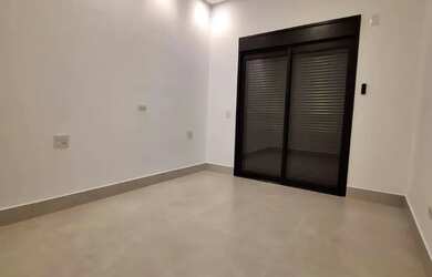 Imagem 10: RR0111D Sobrado 188m² - JARDIM BRASÍLIA - OPORTUNIDADE - 3 Dorms 3 Vagas - Americana, SP