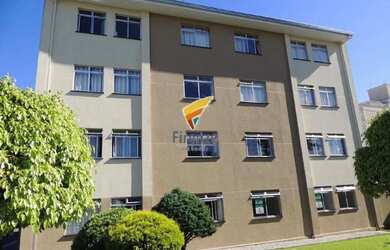 Imagem: O apartamento possui 3 Dormitórios, 1 Banheiro, 1 Vaga na garagem