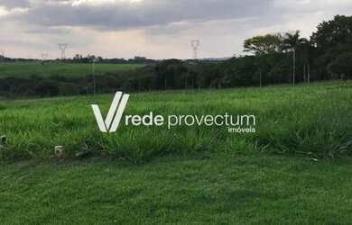 Imagem: O terreno possui 406m² de Área e está localizado em Tanquinho