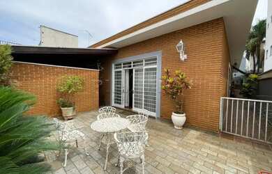 Imagem 7: Casa mista, no Bairro Jardim América, Zona Sul de Ribeirão Preto/SP