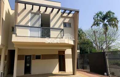 Imagem: A casa em condomínio possui 3 Dormitórios, 4 Banheiros, 2