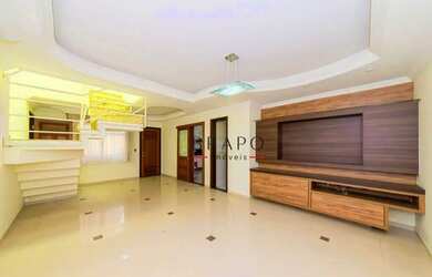 Imagem: A casa possui 4 Dormitórios, 3 Banheiros, 277m² de Área e