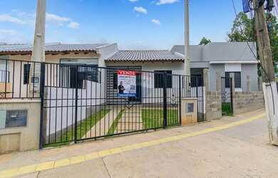 Imagem: A casa possui 2 Dormitórios, 1 Banheiro, 47m² de Área, Imóvel