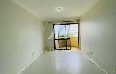 Imagem: O apartamento possui 3 Dormitórios, 2 Banheiros, 2 Vagas na