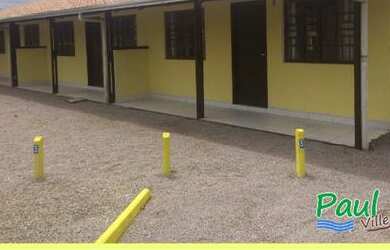 Imagem 2: Não é kitnets nem quartos , são casas com 2 quartos na pr.a.ia