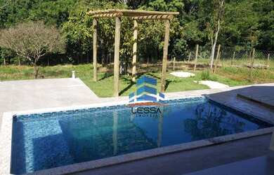 Imagem: A chácara possui 1.800m² de Área, Churrasqueira, Piscina