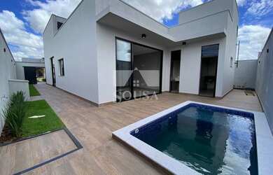 Imagem: A casa em condomínio possui 3 Dormitórios, 5 Banheiros, 3