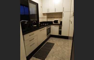 Imagem: O apartamento possui 3 Dormitórios, 2 Banheiros, 70m² de Área