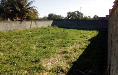 Imagem: O terreno possui 470m² de Área e está localizado em Fonte