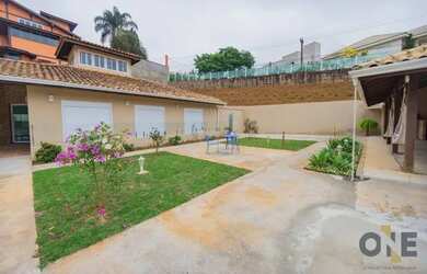 Imagem: A casa em condomínio possui 3 Dormitórios, 5 Banheiros, 5