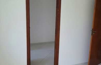 Imagem: A casa possui 5 Dormitórios, 3 Banheiros, 1 Vaga na garagem