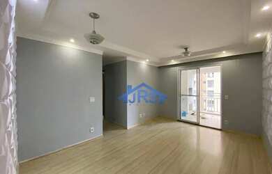 Imagem: O apartamento possui 3 Dormitórios, 1 Banheiro, 1 Vaga na garagem