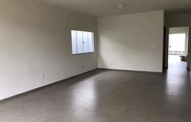 Imagem 3: JARAGUá DO SUL - Casa Padrão - Três Rios do Sul