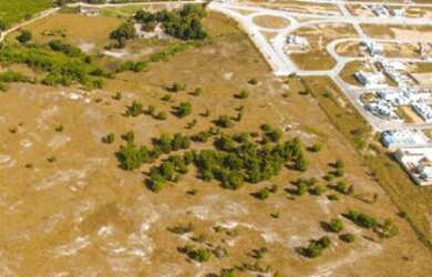 Imagem: O terreno possui 250m² de Área e está localizado em São