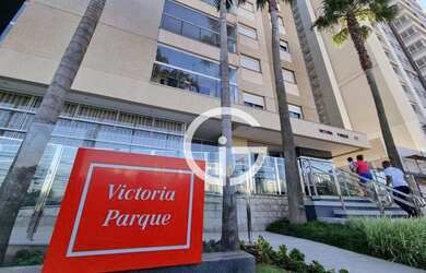 Imagem: O apartamento possui 3 Dormitórios, 2 Banheiros, 2 Vagas na