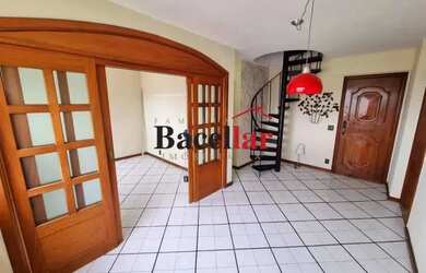 Imagem: O apartamento na cobertura possui 3 Dormitórios, 4 Banheiros