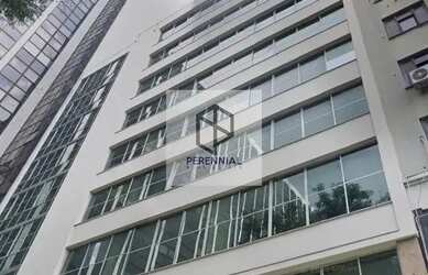 Imagem: O depósito possui 5 Vagas na garagem e 5049m² de Área e está