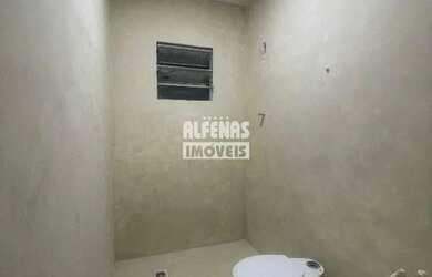 Imagem 8: Casa comercial com 4 quartos sendo 1 com suíte, localizado no Bairro...