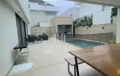 Imagem 10: Casa em Condominio para Venda e Locação, 5 suítes, 3 vagas, 380 m²