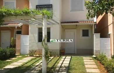 Imagem: A casa em condomínio possui 3 Dormitórios, 2 Banheiros, 2