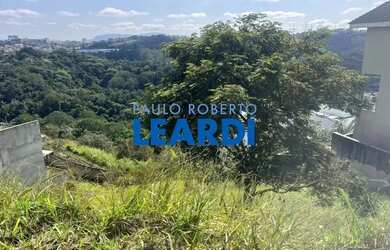 Imagem: O terreno à venda possui e está localizado em Jardim Imperial