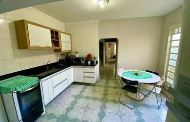 Imagem 2: Sobrado 4 dorm./ 3 wc s/ Varanda/ 3 vagas/ Júlio de Mesquita/ Só 399...