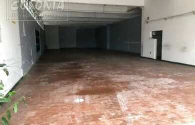 Imagem: O depósito possui 550m² de Área e está localizado em Campestre