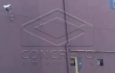 Imagem: A casa possui 3 Dormitórios, 1 Banheiro, 1 Vaga na garagem