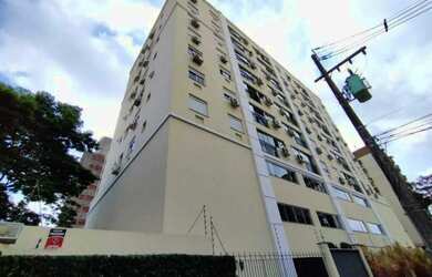 Imagem: O apartamento possui 2 Dormitórios, 1 Banheiro, 2 Vagas na