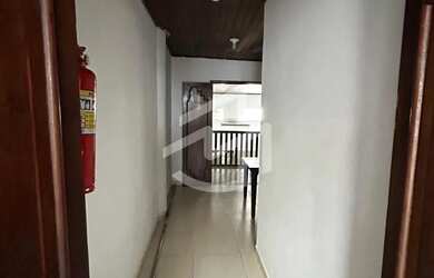 Imagem 10: ALUGUEL - PONTO COMERCIAL NA AV. GENERALISSIMO DEODORO - POR R$ 8.000,00...