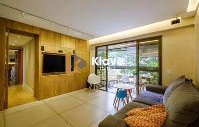 Imagem: O apartamento possui 2 Dormitórios, 2 Banheiros, 2 Vagas na