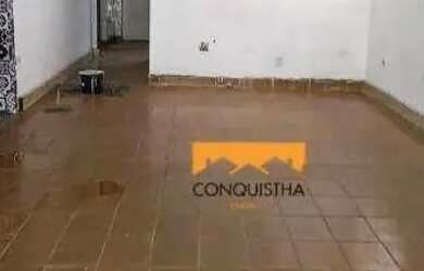 Imagem: O depósito possui 5 Vagas na garagem, 210m² de Área e está