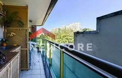 Imagem: O apartamento possui 2 Dormitórios, 1 Banheiro, 2 Vagas na