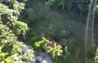Imagem: O terreno e está localizado em Serra Grande, Niterói à venda