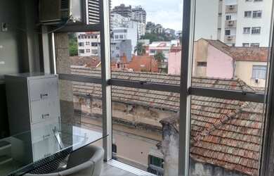 Imagem 7: Sala tem 40 metros quadrados em Floresta - Porto Alegre - RS