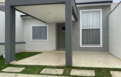 Imagem: A casa em condomínio possui 3 Dormitórios, 2 Banheiros, 2