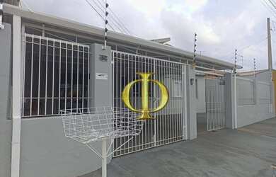 Imagem: O depósito possui 2 Vagas na garagem, 180m² de Área e está