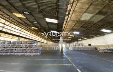 Imagem: O depósitoe possui 43665-0m² de Área está localizado em