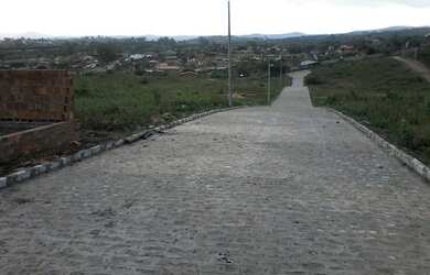 Imagem: O terreno possui 230m² de Área e está localizado em Gravatá