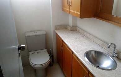 Imagem 8: Sala tem 40 metros quadrados em Floresta - Porto Alegre - RS