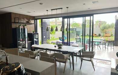 Imagem 13: Belíssima Casa de Alto Padrão Condomínio Villagio do Engenho 4 suítes...