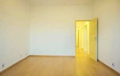 Imagem 4: Bairro da Glória. 243m² de Área, 1 Vaga na garageme3 Dormitórios