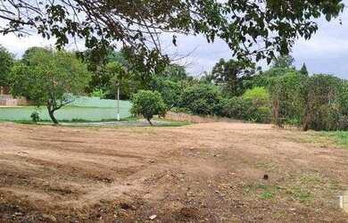 Imagem 1: Maravilhoso terreno de 3000m² à venda no Condomínio Village Castelo...